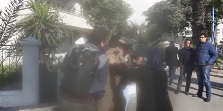 إدانة الاعتداء على الصحافي عبدالإله الشبل من طرف القوات المساعدة